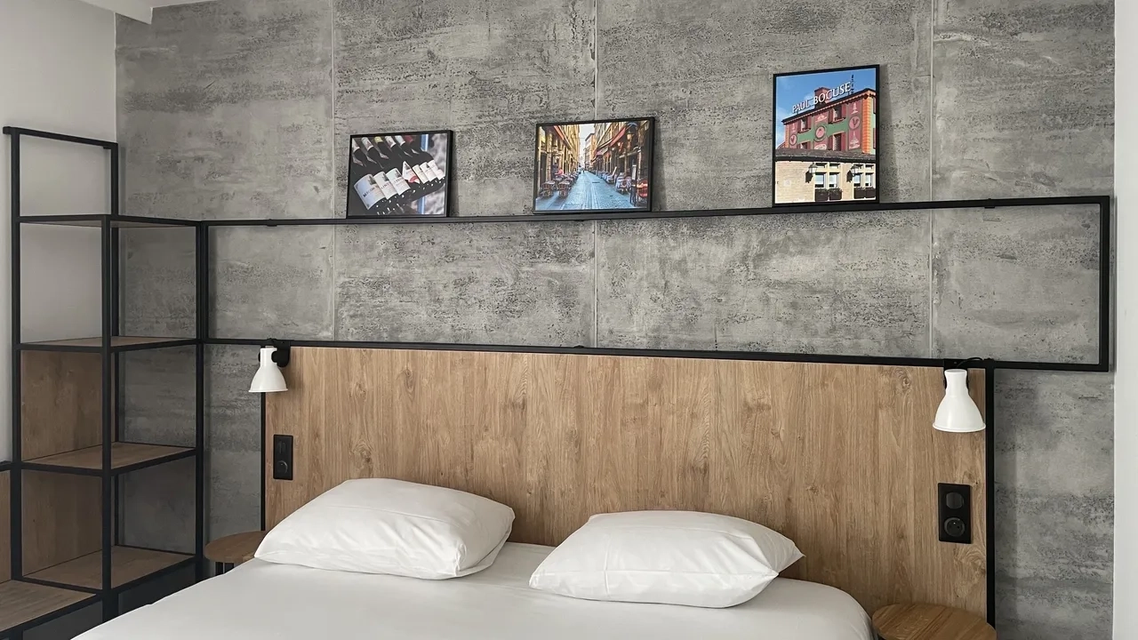 Roll travertine grey